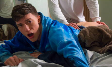 Dobrze zbudowany Amerykanin Josh Brady i twardziel Kurt Niles w twardym laniu