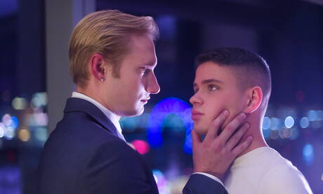 American pornstars beefcake Max Carter and hot twink Dylan Hayes in hot ass bang outdoor