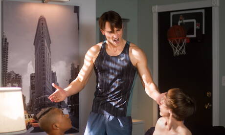 Miły amerykański chłopak, mięśniak Luke Wilder i superogier Marcell Tykes w międzyrasowej sesji bicia w tyłek