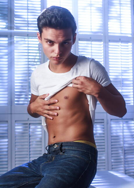 Latino twink Gabriel Martin posing nude and showing hot ass