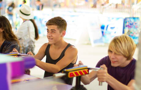 Two american dudes young dude Kyle Ross and pretty boy Joey Mills sucking and fucking each other outdoor