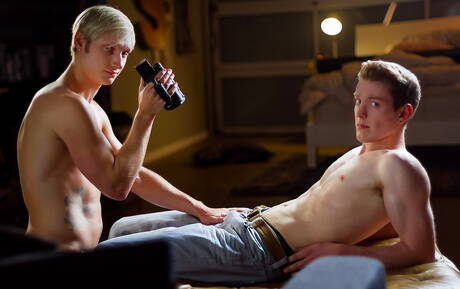 Helix Studios: American young boy Kevin Daley playing with dick