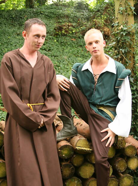 Geile mannen Will Forbes, James Allen en Brian Morris hebben een hete trio-seks buiten