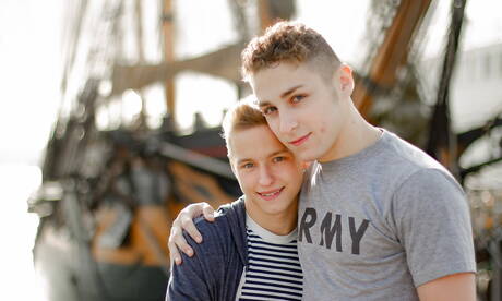 Famous americans, pretty boy Noah White and well-built Calvin Banks drilling an ass outside