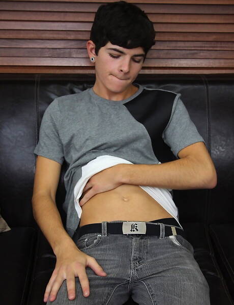 Pretty boy Jacob Grant play with sex toy