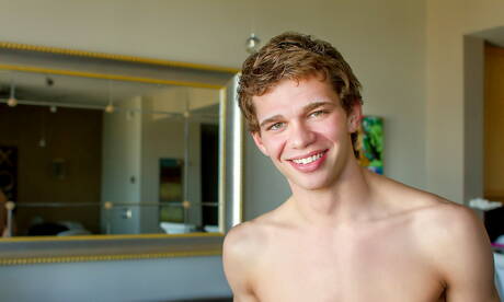 Helix Studios: Russian strongman Dalton Briggs and american beautiful boy Cooper Steel drilling an ass on beach