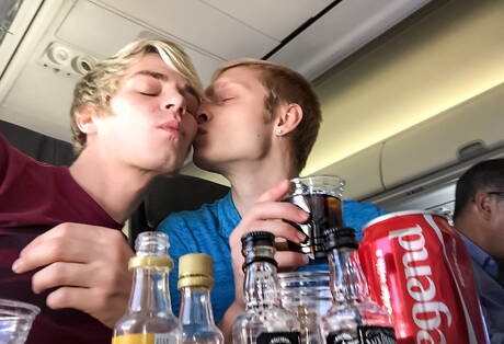 Hot guys Max Carter, Luke Allen and Kyle Ross sucking and screwing each other at the pool