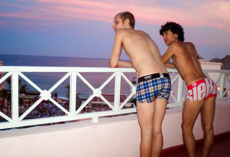 Hot guys Max Carter, Luke Allen and Kyle Ross sucking and screwing each other at the pool