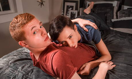 jovem americano Davey Brooks e o lindo garoto Gavin Phillips transaram