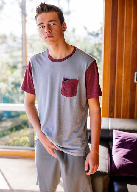 Helix Studios: American young dude Troy Ryan posing nude and showing his ass