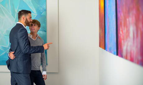 Pretty american boys young boy Kyle Ross and hairy stud Tommy Defendi have a hot sex