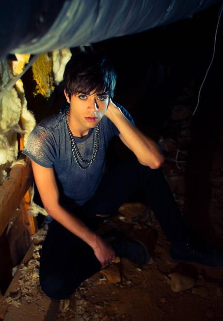 ナイスなダミアン・ウルフがチンポをしゃぶる