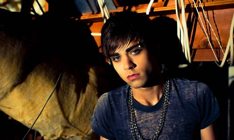 ナイスなダミアン・ウルフがチンポをしゃぶる