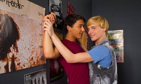 Seksowne Amerykanki, młoda Jessie Montgomery i młoda Sage Porter w gorącej homoseksualnej akcji