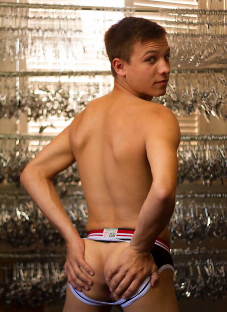 美國小夥Jacob Dixon玩弄雞巴