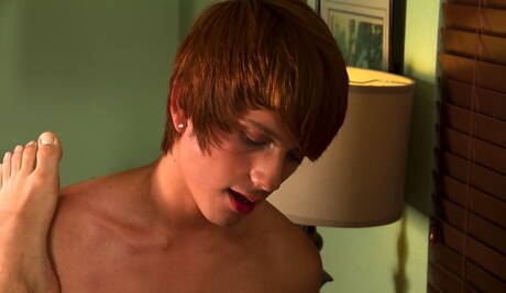 American pornstars pretty boy Anderson Lovell and young boy Scotty Clarke posing naked