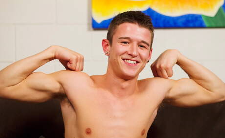 American beautiful boy Evan Parker jack off his cock