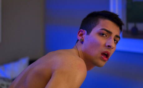 Helix Studios: Two american guys young boy Michael Lee and young Roman Daniels have anal sex