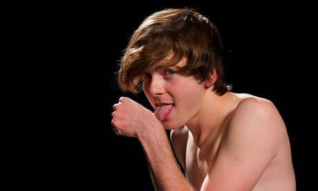 Młody Amerykanin Kurt Summers ma przyjemność