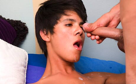 Pretty boy Rafael Ortega and american young boy Drake Angel have a good anal sex