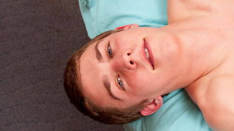 Pretty american boys beautiful boy Kevin Kandy and beautiful boy Bradley Spade in hot ass bang