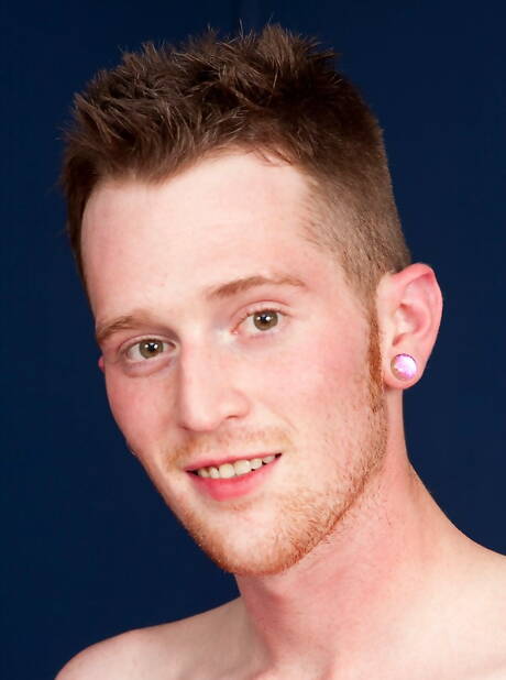 Pretty Brandon James playing with dick