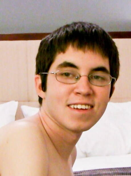 Hot twink boy Jeff Sterne get spanked and suck a dick after spanl lesson