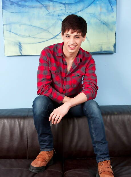 American pretty boy Keine Sorgen having a pleasure