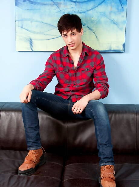 American pretty boy Keine Sorgen having a pleasure