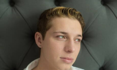 性感的美國男孩 Jacob Hansen 和 Tristan Adler 裸體擺造型