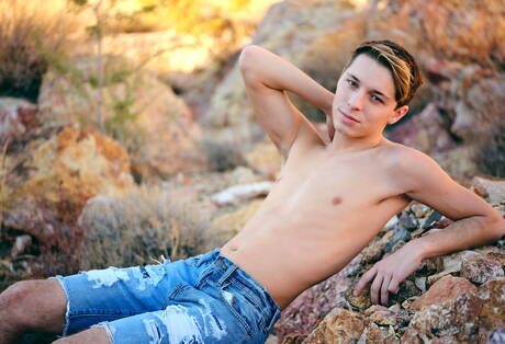 American young boy Jacob Hansen get naked and showing hot butt outside