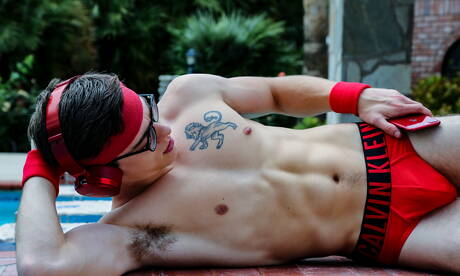 American beefy Blake Mitchell having a pleasure at pool