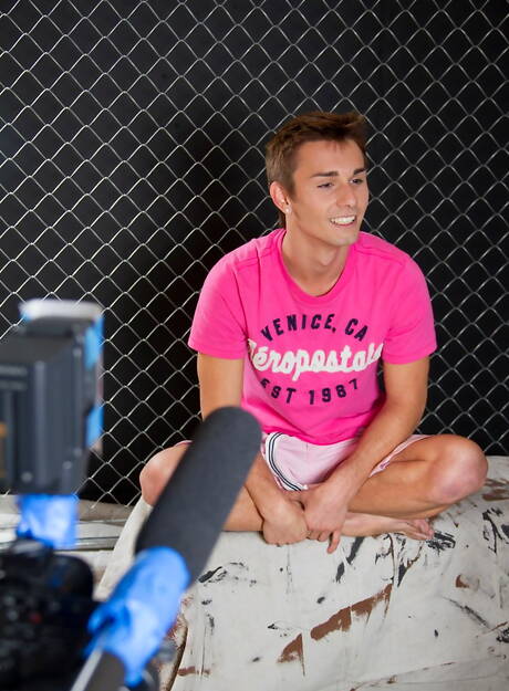 American stars young Jacobey London and young Kyle Ross have a good anal sex