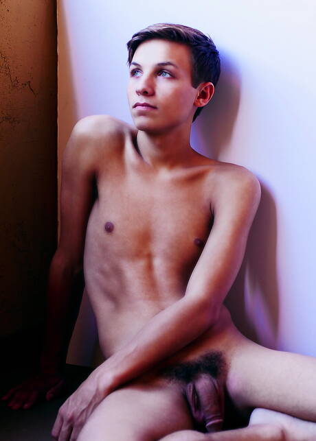 De jonge Amerikaanse Jacob Dixon wordt naakt en laat zijn hete kont zien