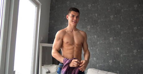 匈牙利帥哥巴特古巴玩雞巴