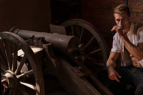 Slovak muscular Nils Tatum get naked and showing nice ass outdoor