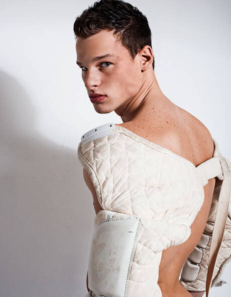 Czech hunk Ryan Kutcher undressing and showing hot butt