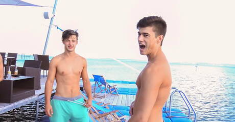 Young Helmut Huxley, Bastian Dufy and Kevin Warhol doing reality porn