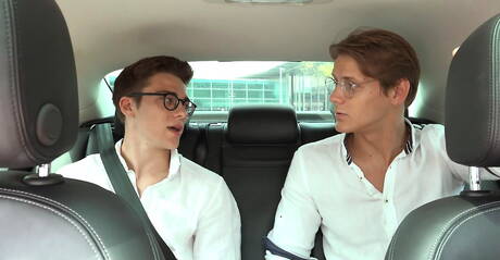 Belami Online: 恥知らずな少年アンドレイ・カレニン、エルアン・ジュネ、ブレイク・ミッチェルの熱いグループセックス