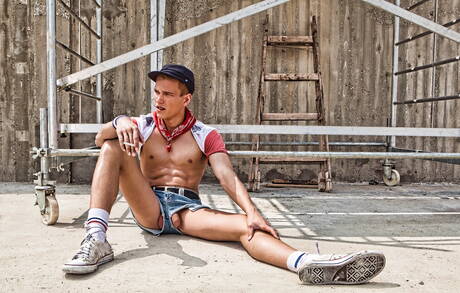 Czech young boy Scott Bennet shows a strong body outside