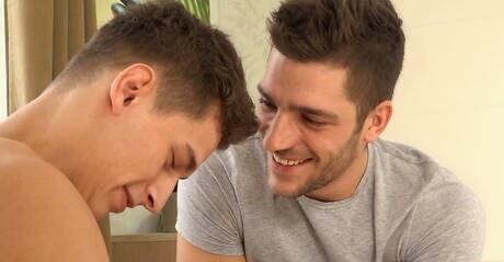 Czech stars tough guy Ariel Vanean and hot twink Benoit Ulliel fuck ass after blowjob in hot shower