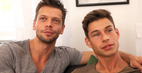 Der slowakische harte Kerl Rhys Jagger und der bullige Zac Haynes haben eine heiße Paarszene