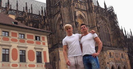 Belami Online: Adam Archuleta, Yannis Paluan, Serge Cavalli relaxing outdoors