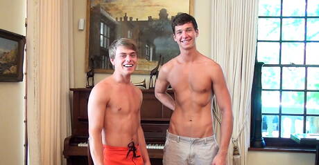 Tsjechische superster Johnny Bloom en knappe Poolse jongen Jaco Van Sant neuken elkaar na een pijpbeurt