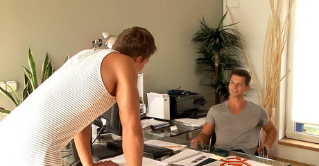 Slovakian tough guy Rhys Jagger and czech twink Harris Hilton in hard anal sex