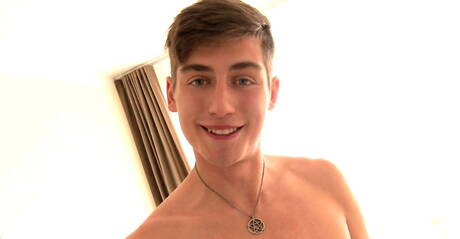 Belami Online: 肌肉男Chip Daley享受快樂