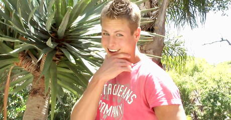 Belami Online: American beefy Kris Evans and czech stud Roger Lambert in hot ass bang outdoor