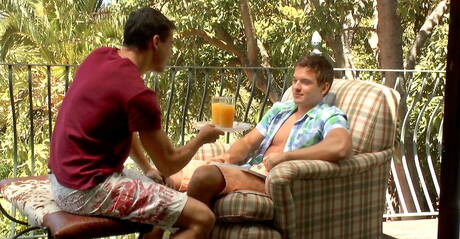 捷克明星健壯的吉諾莫斯卡和強壯的科林休伊特在戶外口交後操屁股