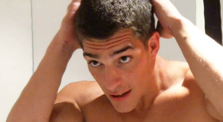 Belami Online: Hot czech boys superstud Ariel Vanean and hunky guy Kevin Warhol in cock sucking scene in bath