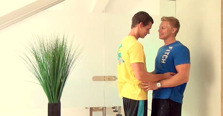 Czech well-built Jean-daniel and american muscular Brady Jensen fuck after dick sucking